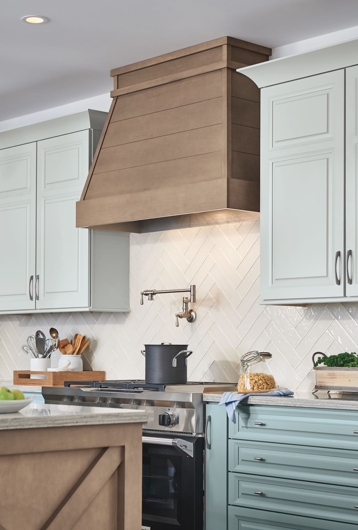 26 Range Hood Ideas and Styles, from Modern Farmhouse to Eclectic