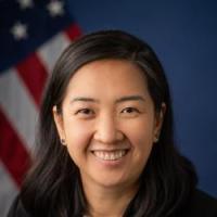 lisa wang.jpg