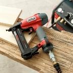 Senco-SLS150Mg-18-Gauge-Crown-Stapler-145.jpg Senco-SLS150Mg-18-Gauge-Crown-Stapler-145.jpg