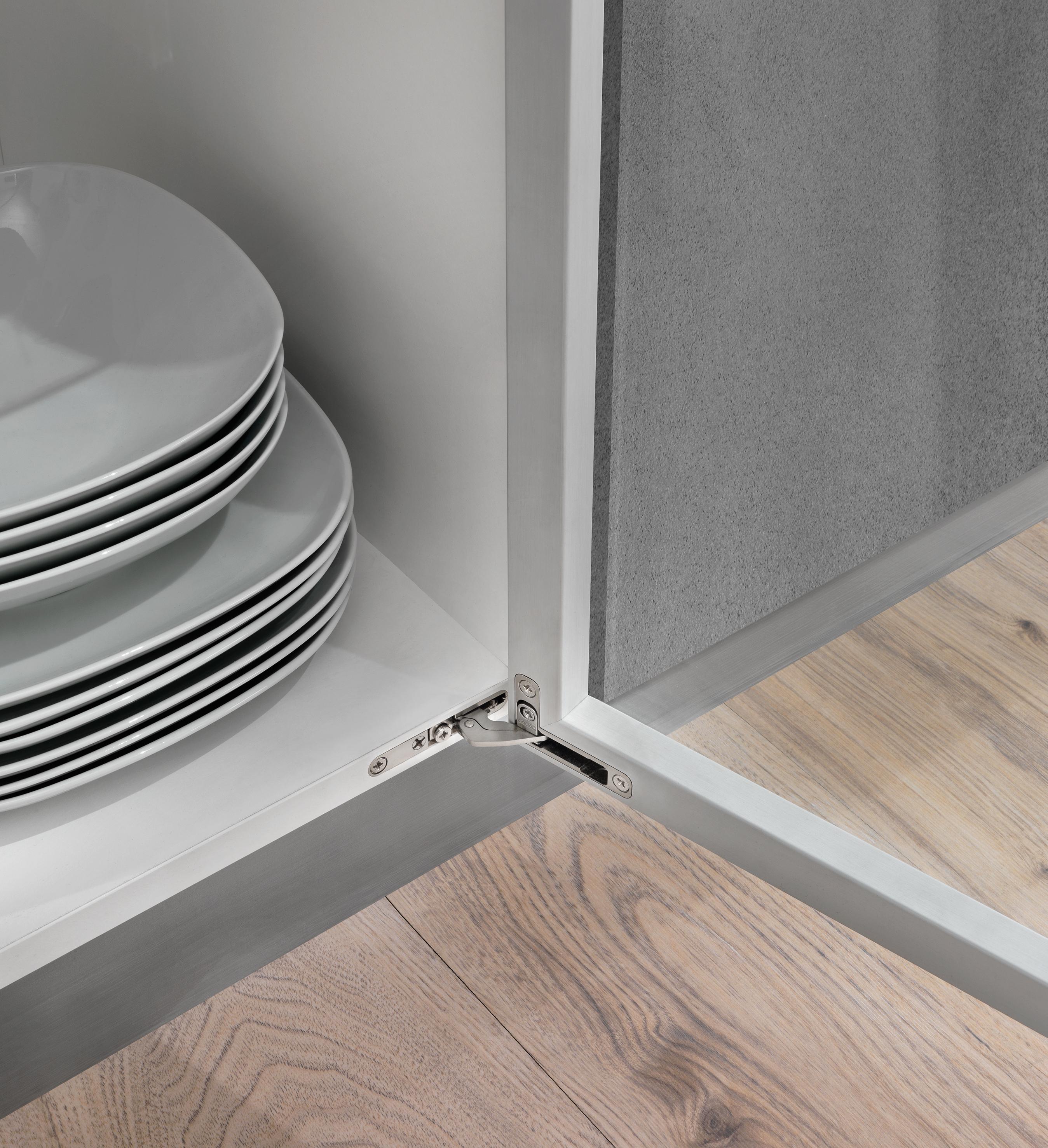 Hafele-Salice-AIR-Hinge.jpg Hafele-Salice-AIR-Hinge.jpg