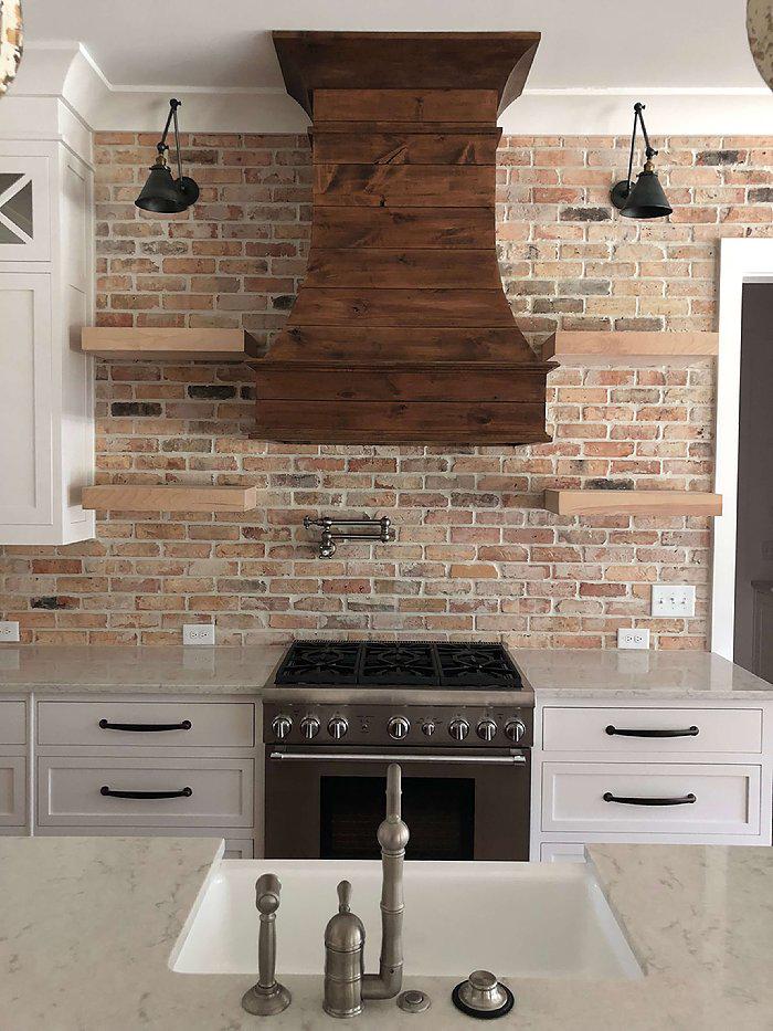 castlewood-epicurean-range-hood-shiplap.jpg castlewood-epicurean-range-hood-shiplap.jpg