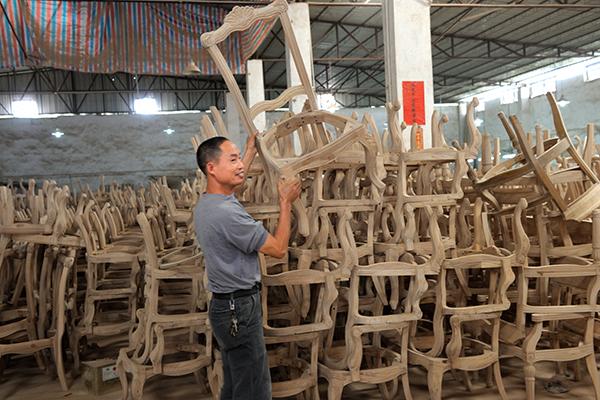 china-wood-chairs.jpg
