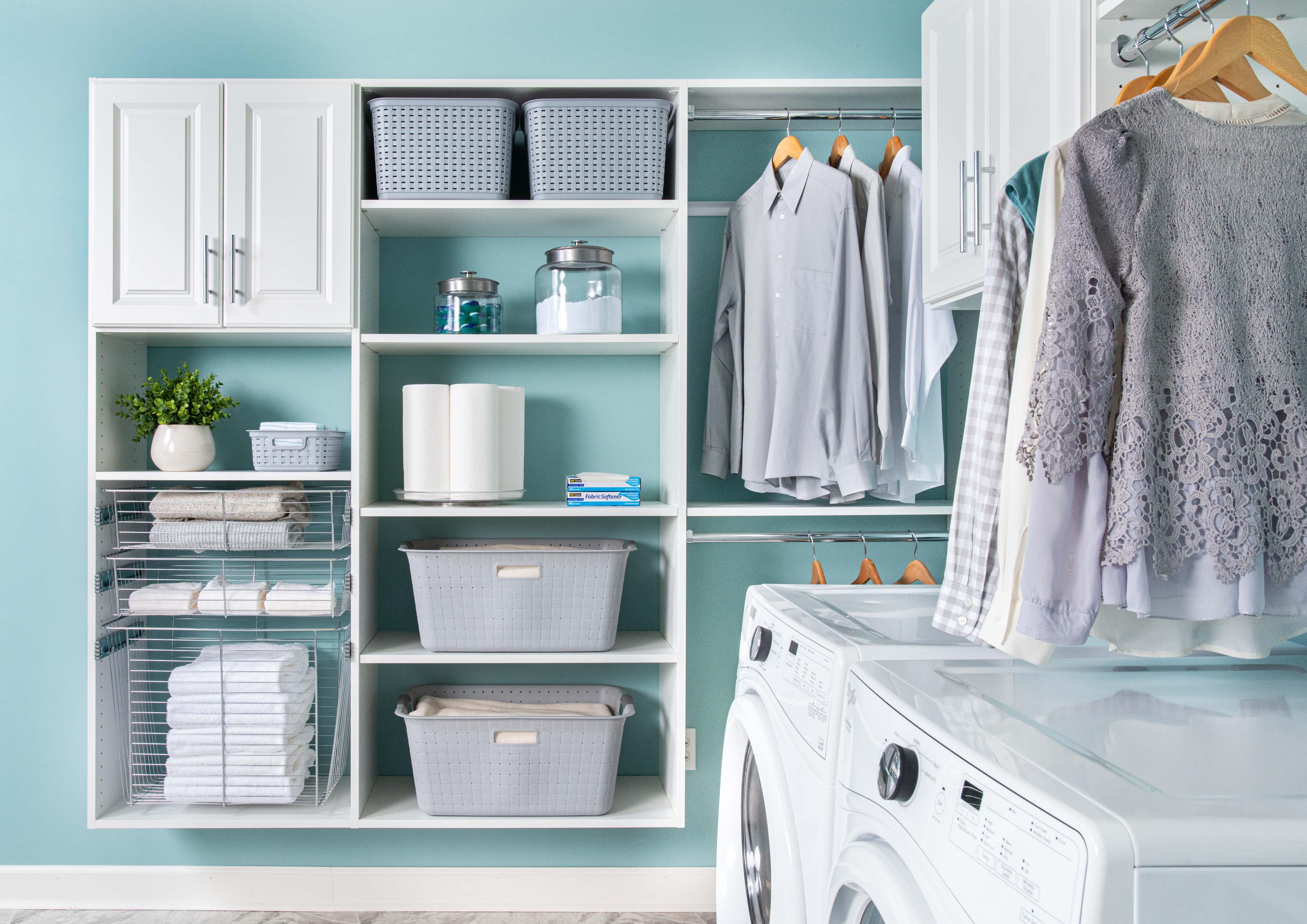 Laundry with hanging online rail