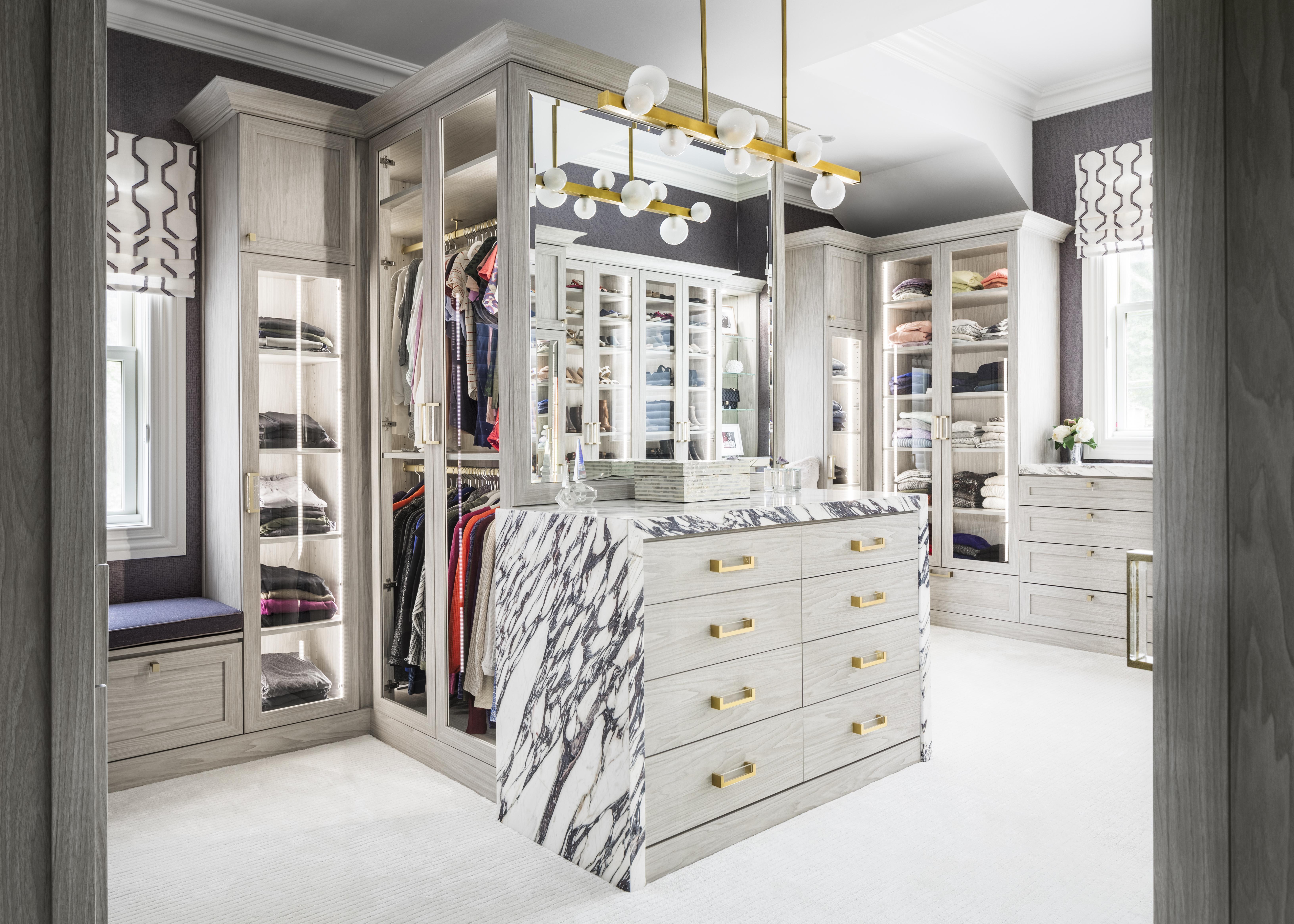 19 Luxury Closet Designs